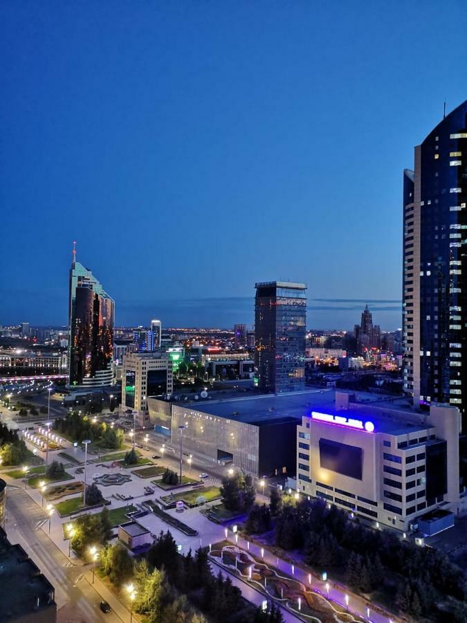 The Place Astana Hostel Esterno foto