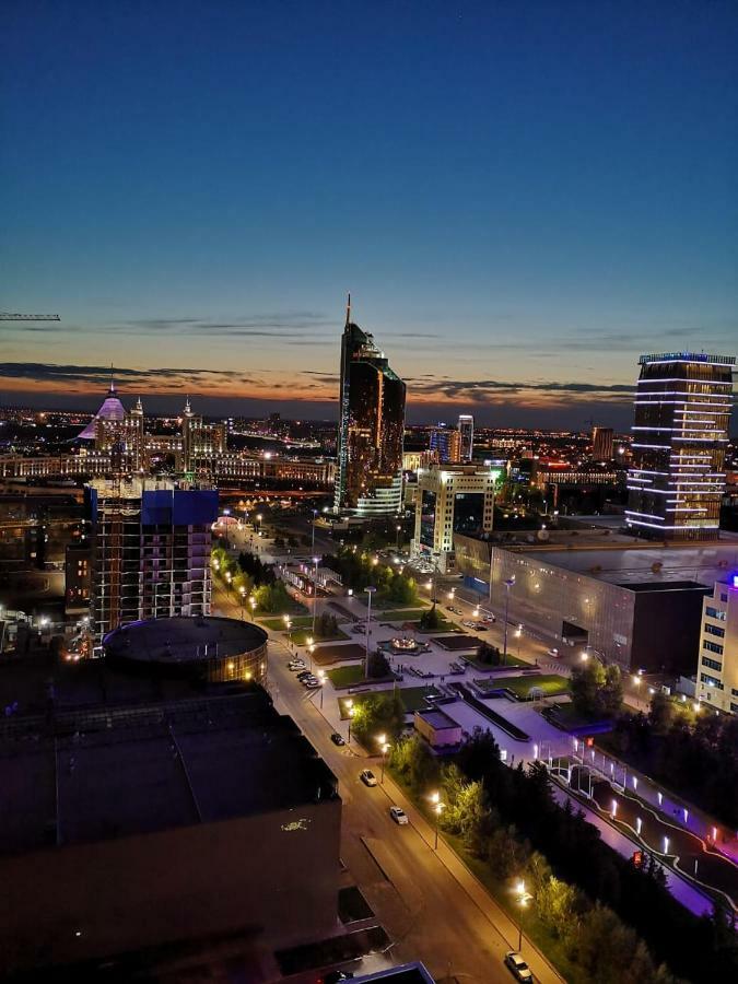 The Place Astana Hostel Esterno foto