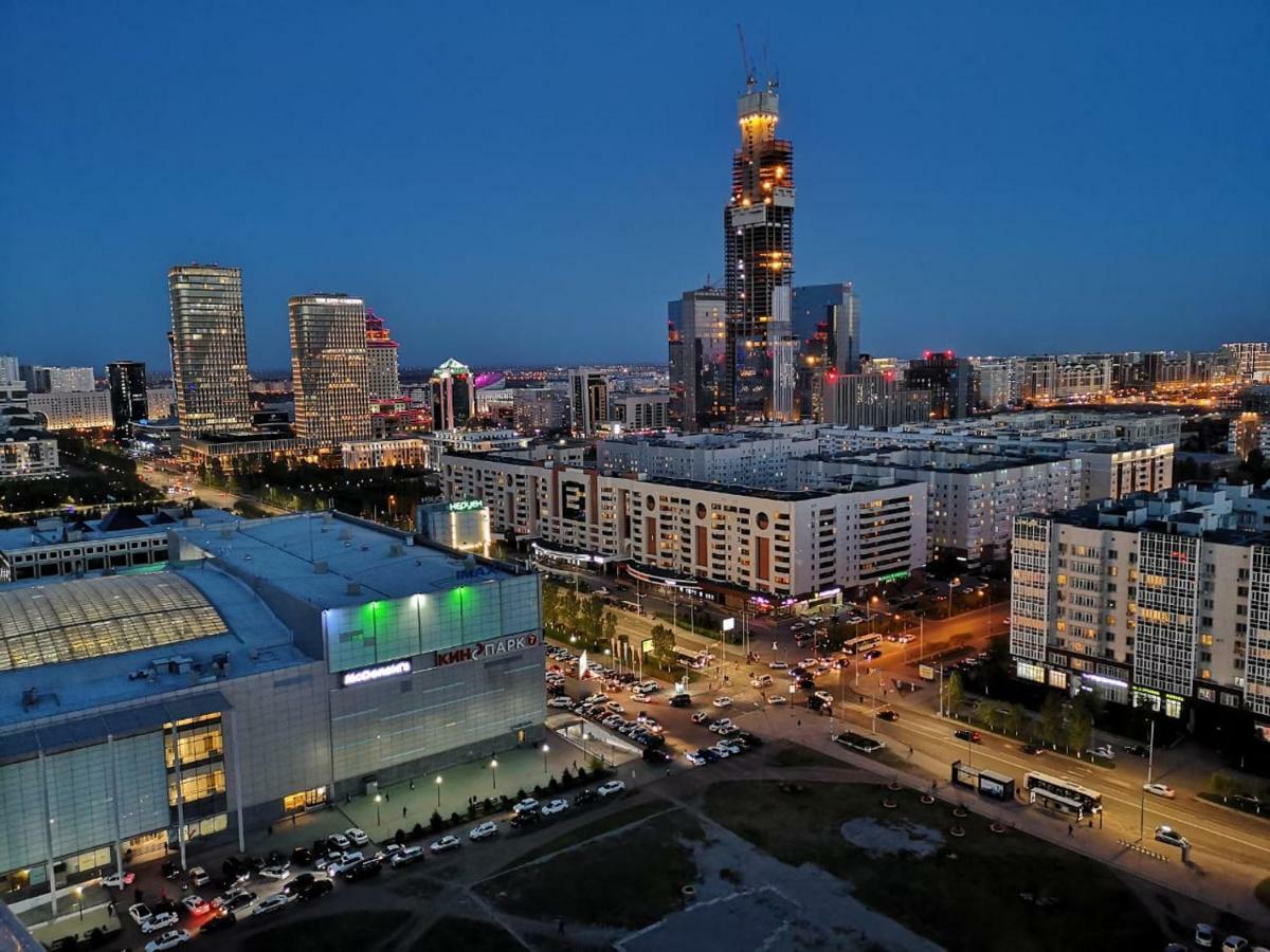 The Place Astana Hostel Esterno foto